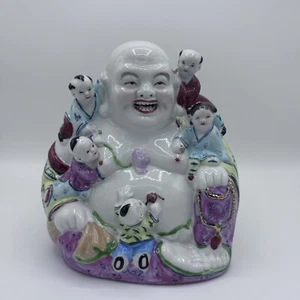 Chinesische Porzellan Happy Laughing Buddha Statue Figur Deko mit 5 Kindern - Bild 1 von 5