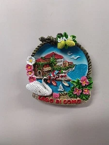 MAGNETE CALAMITA RESINA  SOUVENIR FRIDGE MAGNET LAGO DI COMO LOMBARDIA - Foto 1 di 1