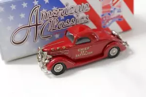 1:43 American Classics 43rd Avenue 1936 Ford 3 Window Fire Chief red - Bild 1 von 3