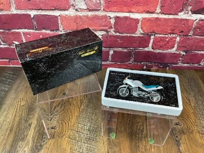 Pre-Owned NIB - PAUL'S MODEL ART BMW R 1100 RS CYCLE LINE - 1:24 Scale EXCELLENT - Image 1 of 4