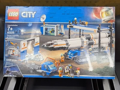 LEGO 60229 CITY Rocket Assembly & Transport 1055pcs (NEW) - Image 1 of 3