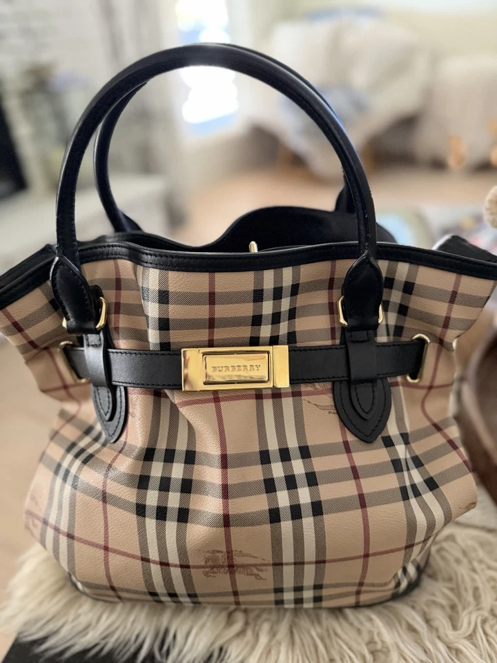 Bolso Cartera Burberry Haymarket Nova Check Foto 1 de 4