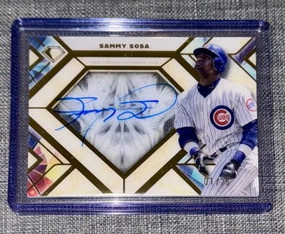 Autógrafo Sammy Sosa 2025 Topps Diamond Icons Of The Diamond Cubs automático #01/25 Foto 1 de 2