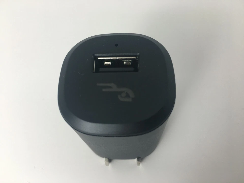 Cargador de CA de pared USB Rocketfish 2.1A 5V para iPhone LG Nexus Samsung HTC Huawei  Foto 1 de 3
