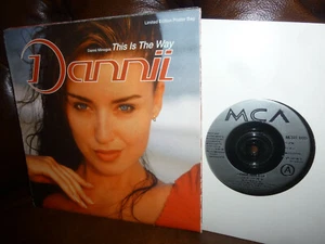 Dannii Minogue, This is The Way, UK MCSR 1935 Limited Edition Poster Bag 7" 1993 - Imagen 1 de 4