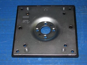 Dell Optional VESA Mounting Kit 17-24" 0F994HA00 - Afbeelding 1 van 3