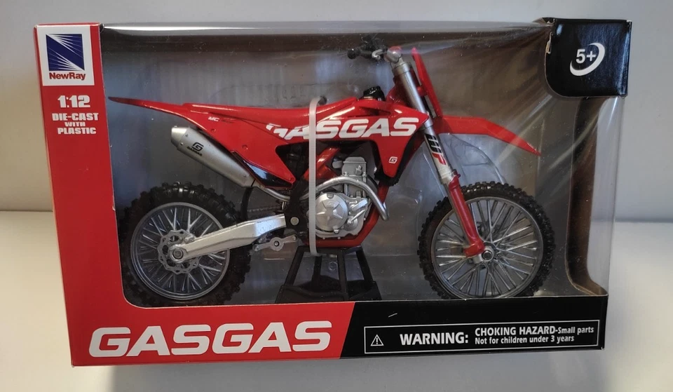 NEW RAY 1:12 DIE CAST MOTO GASGAS MC450F ROSSO  ART 58293 - Immagine 1 di 2