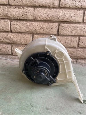 Ventilador de jaula de aire acondicionado/calor motor soplador Toyota 4Runner 1996-2002 OEM 87130-35070 Foto 1 de 4
