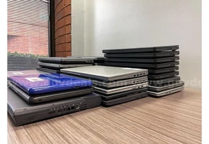 Lot of (31) Dell Latitude and Inspiron i7/i5 Laptops - Picture 1 of 5
