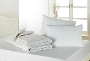 Anti-Allergy PURE WOOL FILL / COTTON CASE BEDDING Luxury 5 Tog Duvets & Pillows - Picture 1 of 9