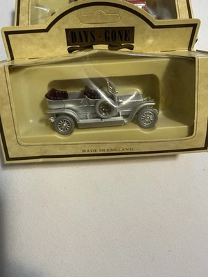 Lledo Days Gone 1907 Rolls Royce Silver Ghost, Silver - 32000 - Made England - Image 1 of 3