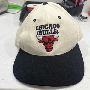 VINTAGE Chicago Bulls Hat Cap Snap Back WHITE  NBA TEI Basketball 90s Men - Picture 1 of 5