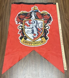 Harry Potter Gryffindor Crest Banner  Universal Studios 37x24 - Picture 1 of 3