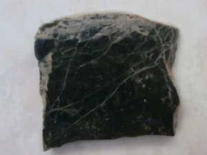 Deep Green AGATE with White Inclusions Rough Slab #J1958 - Picture 1 of 2