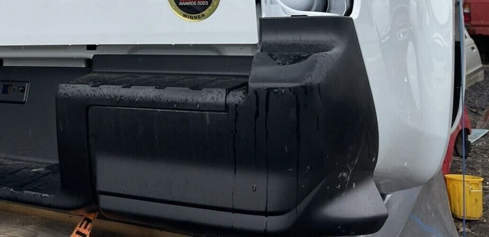 Isuzu Dmax 2021- GENUINE Rear Bumper Corner LH or RH - image 1 of 1