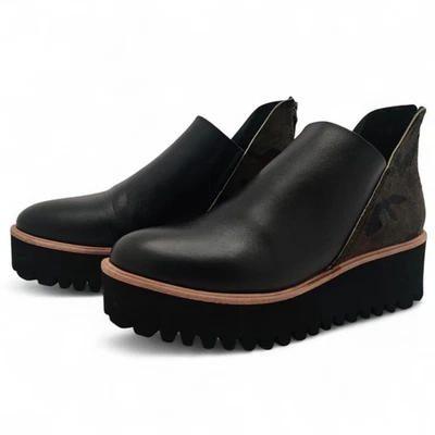 ALL BLACK Flatform Jungle Tread Womens Patterned Camo Haircalf Leather Size 8 - Image 1 of 4