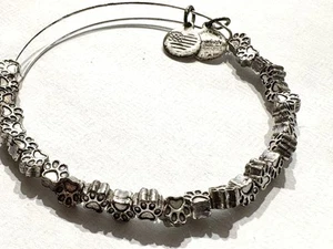 Alex und Ani Pfotenabdruck Perlen Armreif  - Bild 1 von 1