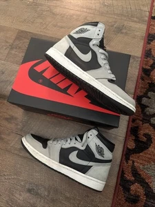 Jordan 1 Retro OG Smoke Grey with Box Size 8.5 - Bild 1 von 9