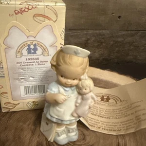 Memories Of Yesterday Mädchen als Krankenschwester verkleidet 103535 Enesco mit Karton - Bild 1 von 5
