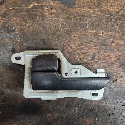 94-01 Integra Manija Puerta Izquierda Interior Controlador Palanca de Bloqueo Negro OEM Foto 1 de 4