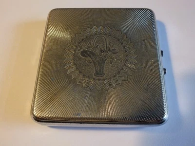 Vintage Ladies Powder Compact & Combined Cigarette Holder Foreign Made White Met - Image 1 of 4