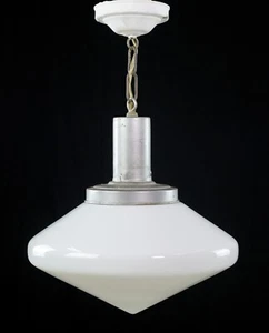 Vintage Mid Century Modern Milchglas Pendelleuchte mit Untertasse - Bild 1 von 8