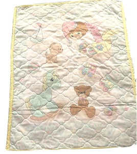 Vtg 80s Printed Novelty Baby Toddler 34" X 42" Nursery bedding Quilt blanket - Picture 1 of 7