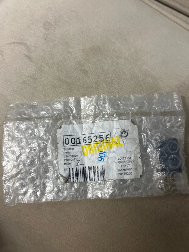 博世 00165256 洗碗机浮动开关全新原始设备制造商 — 第 1/1 张图片