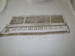 SYNTHESIZER TEE SHIRT 1934 2005 SMALL MOOOOOOOOOG moog - Picture 1 of 3