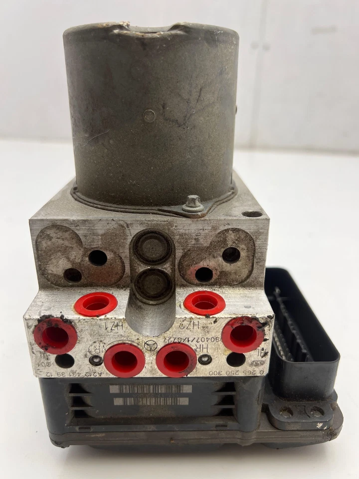 2010 Mercedes-Benz E63 AMG W212 ABS Anti Lock Brake Pump Modulator Assembly OEM - Image 1 of 4