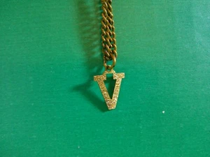 Vintage Gold Letter "V" on 4" Chain - Picture 1 of 2