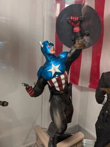 Sideshow Captain America Bucky Barnes Exclusive - Foto 1 di 6