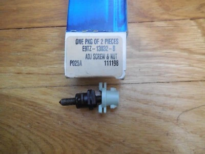 Parafuso de ajuste de farol Ford Ranger Bronco II E9TZ-13032-B novo na caixa 1989 1990 - Imagem 1 de 2