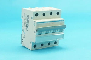 Hager MWN620A circuit breaker C20A 3 kA 3-pole + N - Imagen 1 de 3