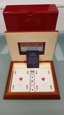 Cofanetto in legno e argento con 2 mazzi di carte da gioco e 5 dadi - Immagine 1 di 4