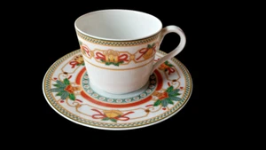 Hutschenreuther Louvre Weihnachten Kaffeetasse mit Untertasse - Bild 1 von 1