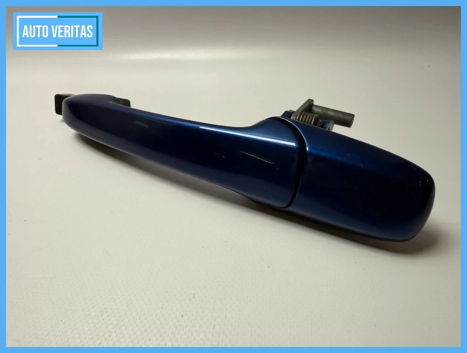 Original Mazda 6 door handle left rear blue GJ6L - Image 1 of 4