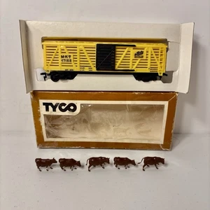 TYCO HO Scale 40' The Katy MKT 47152 Sliding Door Railroad Livestock Car + 5 Cow - Picture 1 of 5
