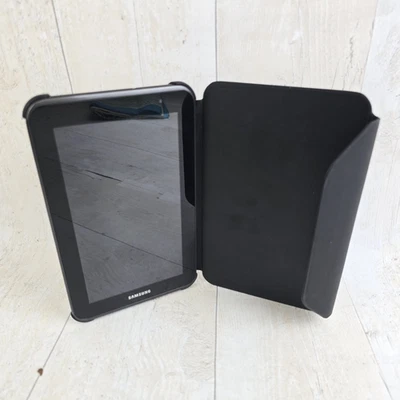 Samsung Galaxy Tab 2 7.0 GT-P3113 bundled with case - Image 1 of 4