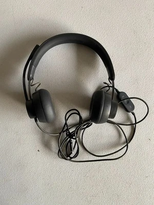 LOGITECH ZONE 750 WIRED NOISE CANCELING OVER-EAR USB-C HEAD SET - GRAY - Image 1 of 3