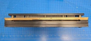 Herramienta perforadora JBI Lhermite EX380 ovalada de 6 mm faltan 3 pines - Imagen 1 de 2