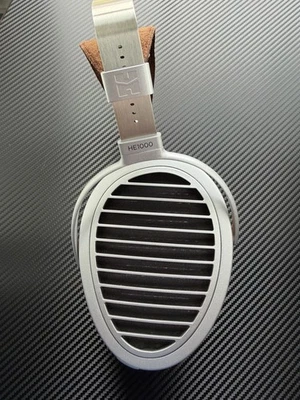 HIFIMAN HE1000 V2 Stealth Magnet Ver. Over-Ear Planar  - Excellent Condition - Image 1 of 4