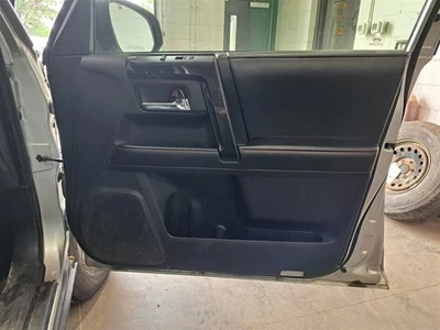 Panel de ajuste interior de puerta delantera lateral 4 Runner Rh Pass 2018 negro Lc22 Foto 1 de 4