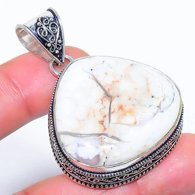 Colgante de joyería enchapado en plata con piedras preciosas de howlita americana natural 2,1" T2734 Foto 1 de 4