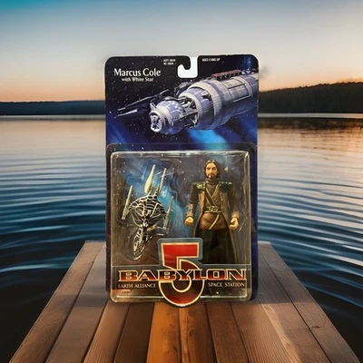 NUEVA FIGURA 1997 Babylon 5 Earth Alliance Marcus Cole - WB Foto 1 de 2