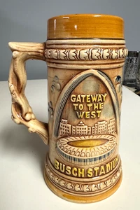 VINTAGE BUSCH STADIUM - MISSISSIPPI RIVERBOAT - ST. LOUIS GEPRÄGTER BIERKRUG - Bild 1 von 5
