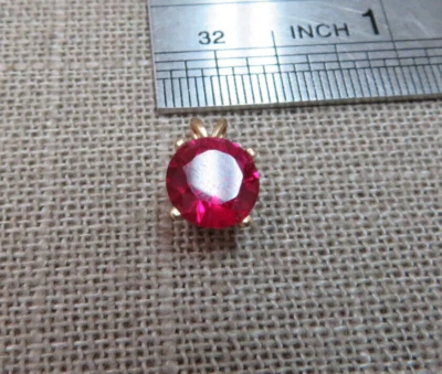 14k Solid Yellow Gold Lab Created 8mm Ruby Charm Pendant 1.07 Grams - Image 1 of 4