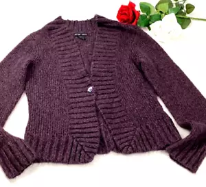 New York & Company lila Fuzzy Strickjacke Pullover Größe S - Bild 1 von 9