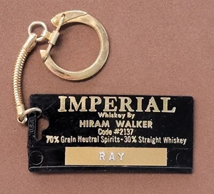 Schlüsselanhänger IMPERIAL WHISKEY VON HIRAM WALKER - Bild 1 von 2