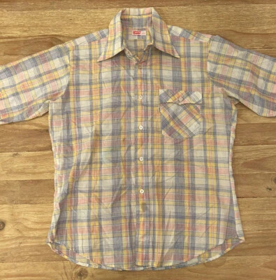 Vintage LEVI'S Pastel Plaid Short Sleeve Shirt Mens Large Single Stitch - Image 1 of 4